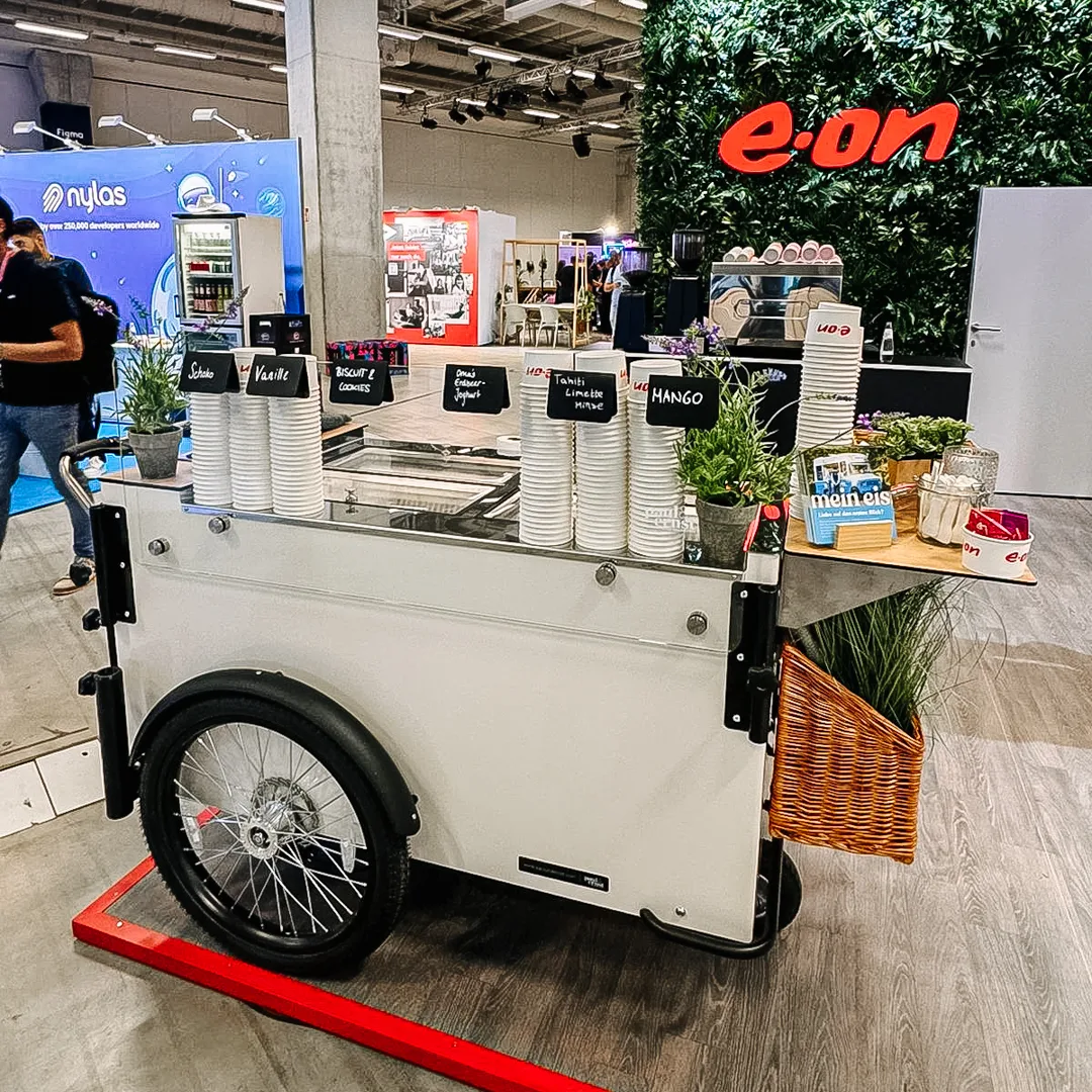 Firmenfeier_weitere Events_Messe Eis Catering Mitarbeiterfest Eisfahrrad Mein Eis Mobil Speiseeis Köln Bonn Düsseldorf