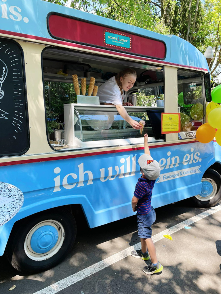Eisfahrrad mieten mobile eistheke sommerfest catering handgemachtes eis