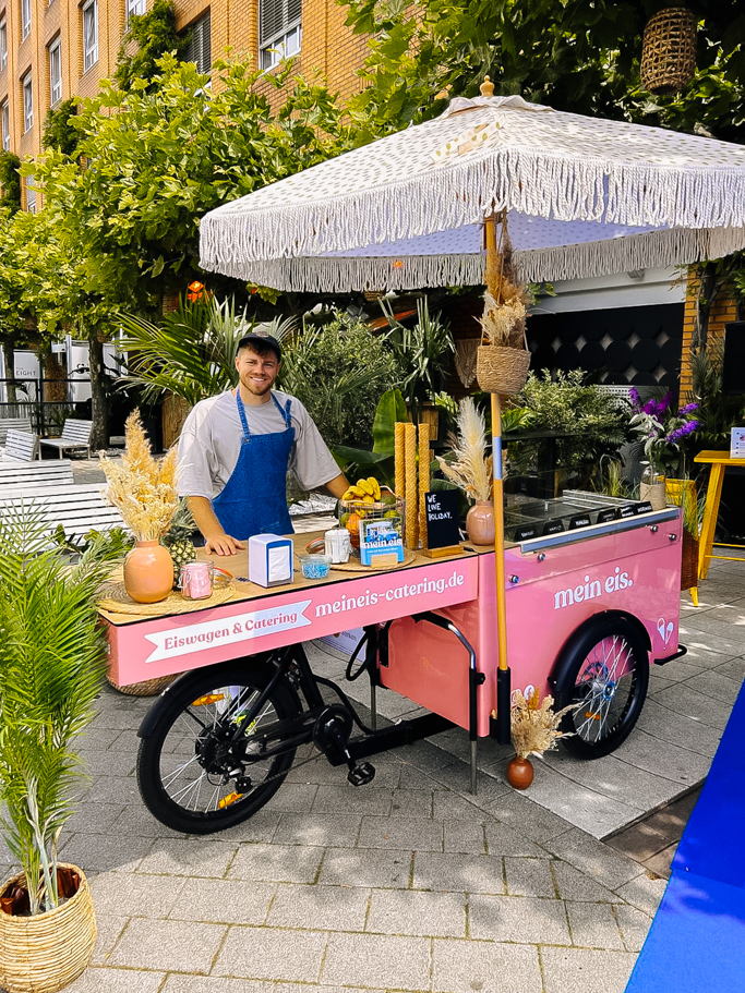 Eisfahrrad mieten mobile eistheke sommerfest catering handgemachtes eis