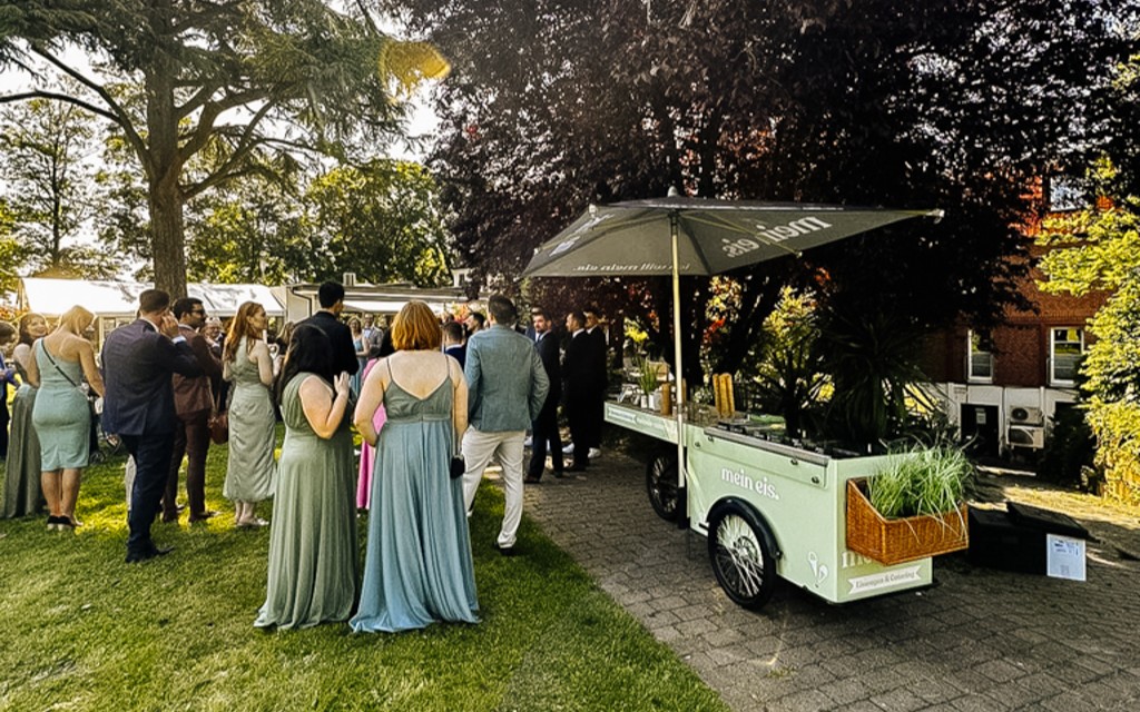Eiswagen mieten mein eis Catering Oldtimer Koeln Bonn duesseldorf