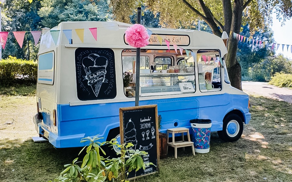 Eiswagen mieten mein eis Catering Oldtimer Koeln Bonn duesseldorf