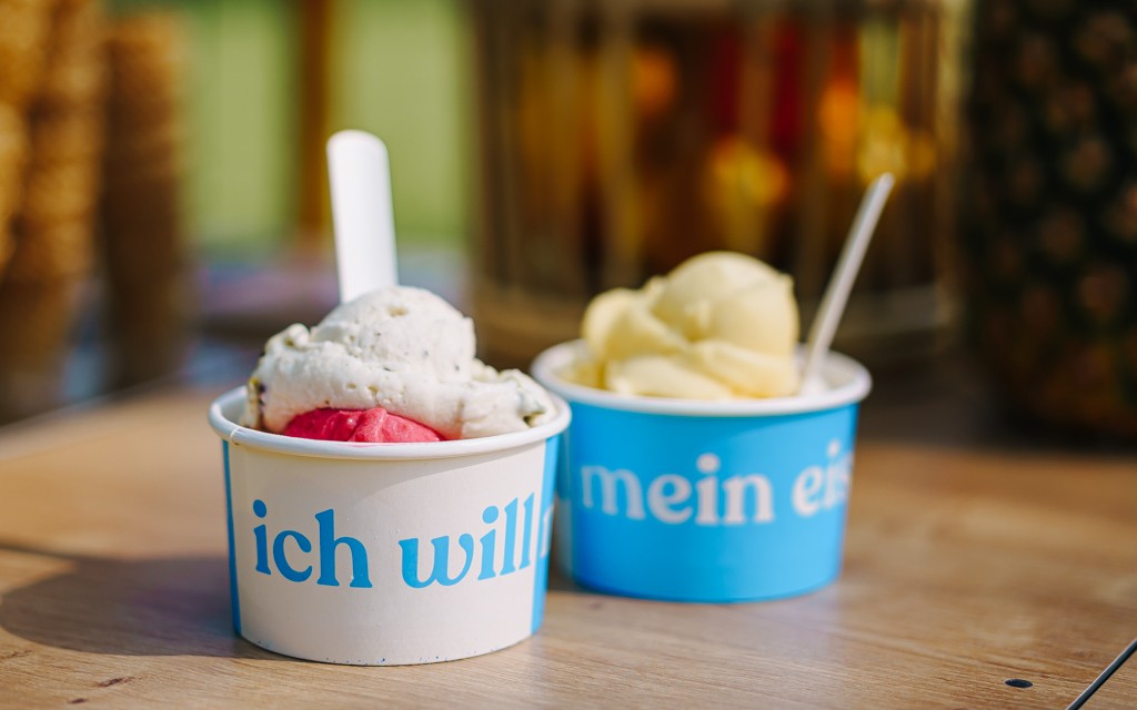 Eiswagen mieten mein eis Catering Oldtimer Koeln Bonn duesseldorf