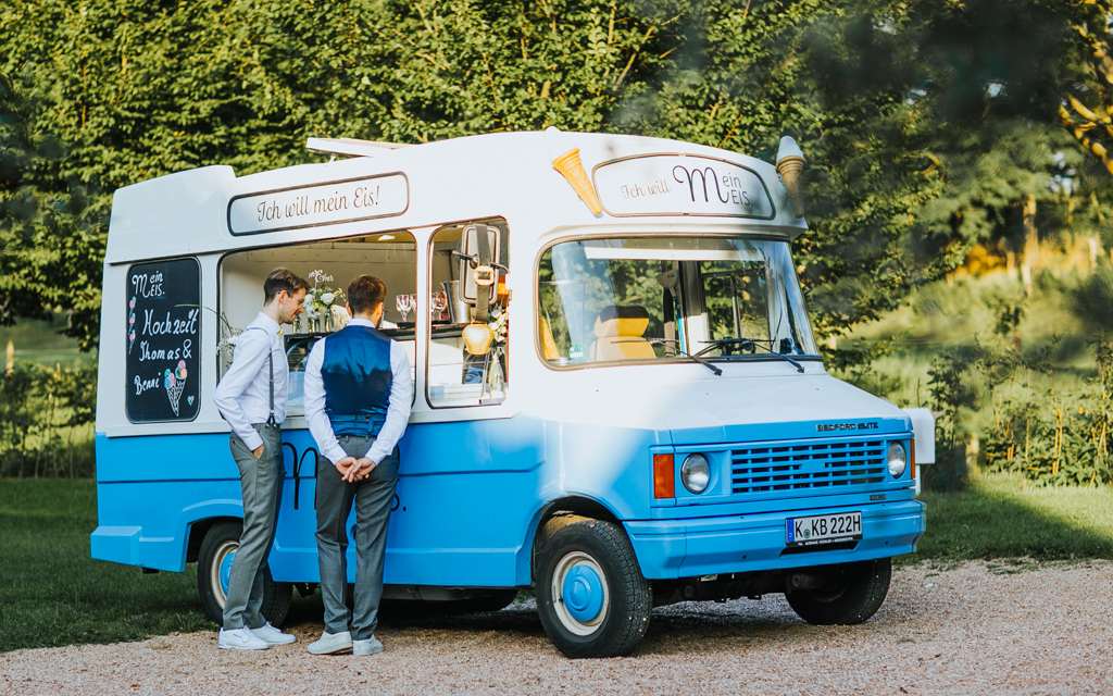 Eiswagen mieten mein eis Catering Oldtimer Koeln Bonn duesseldorf